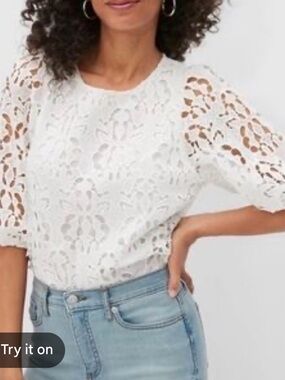Banana Republic White Crochet Lace Short Sleeve Top